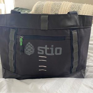 Stio Tote bag